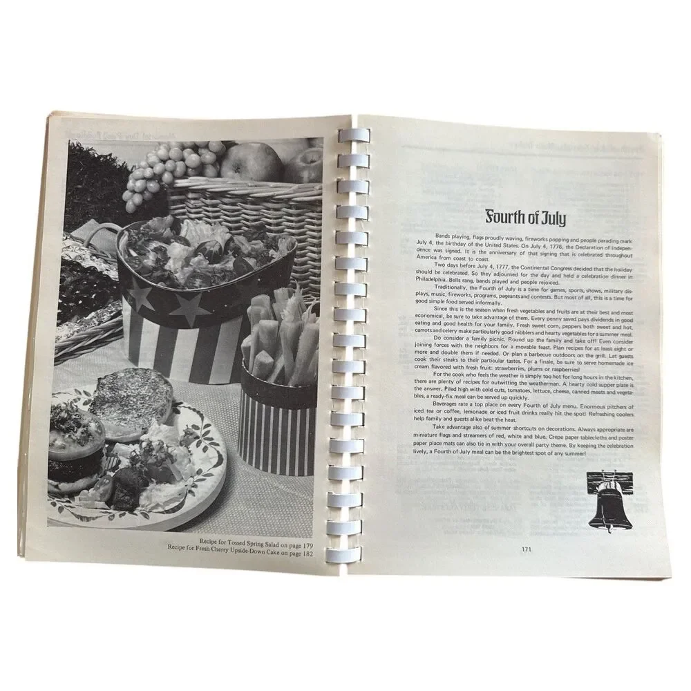 Vintage Eastern Star Holiday Cookbook Favorite Recipes Spiral Bound 2000 Recipes